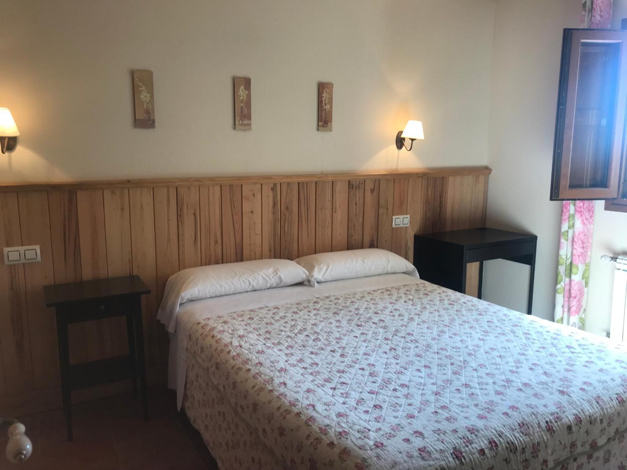 Apartamentos El Jardin Del Poeta Guijo de Granadilla Esterno foto
