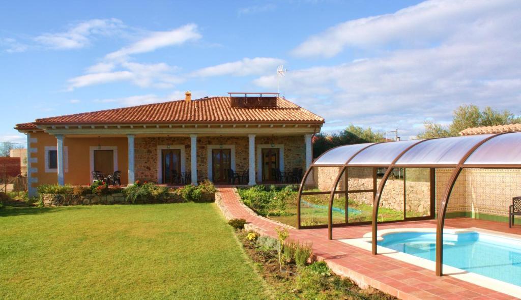 Apartamentos El Jardin Del Poeta Guijo de Granadilla Esterno foto