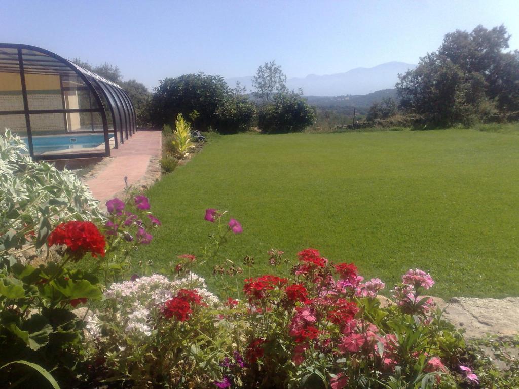 Apartamentos El Jardin Del Poeta Guijo de Granadilla Camera foto